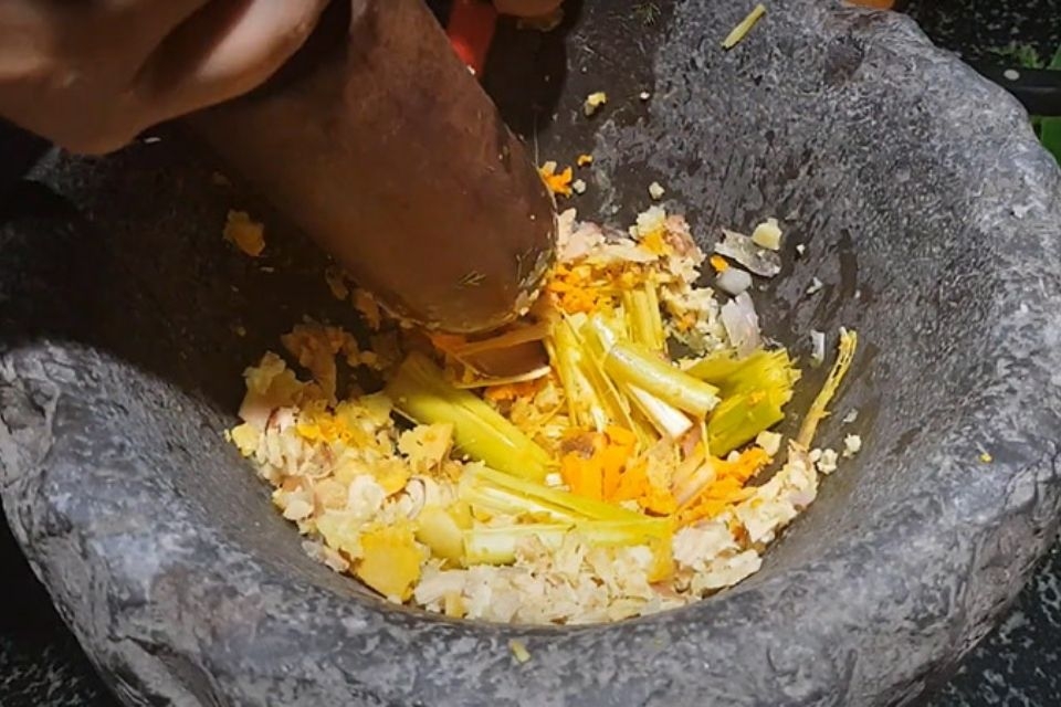 Cá kho làng Vũ Đại 4