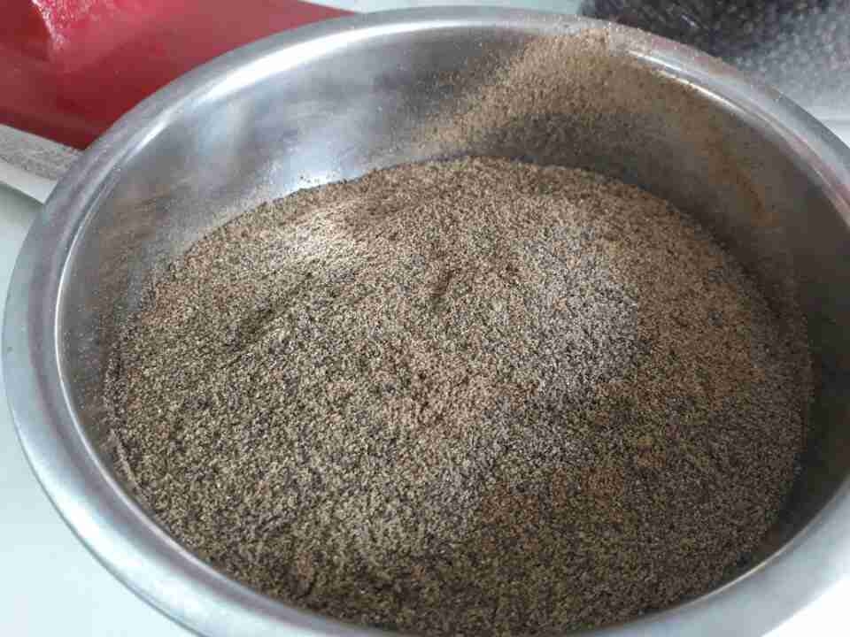 Tiêu là gia vị quan trọng cho món cá thu kho