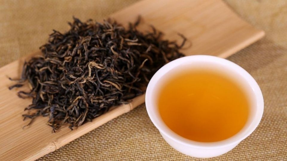 Cách phân biệt lá hồng trà