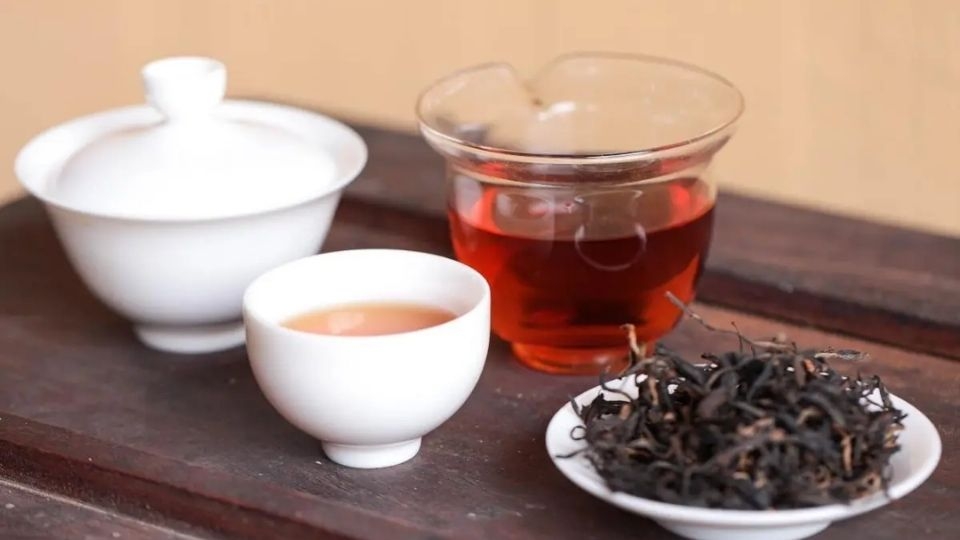Hồng trà có tác dụng gì? Hồng trà có tác dụng gì?