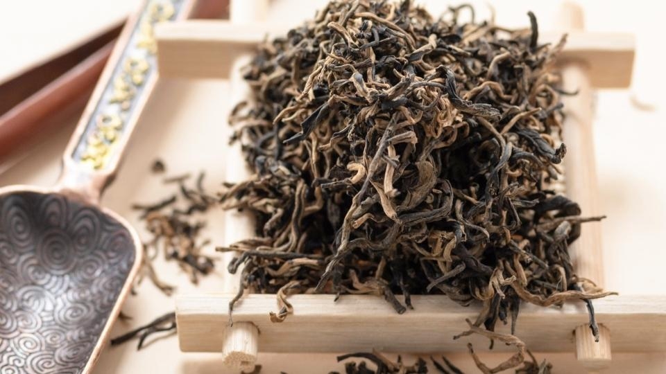 Lá hồng trà Red Shan cổ thụ