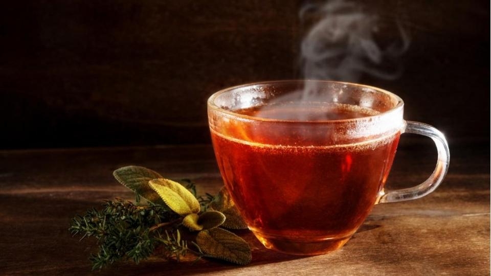 Cách sản xuất lá hồng trà