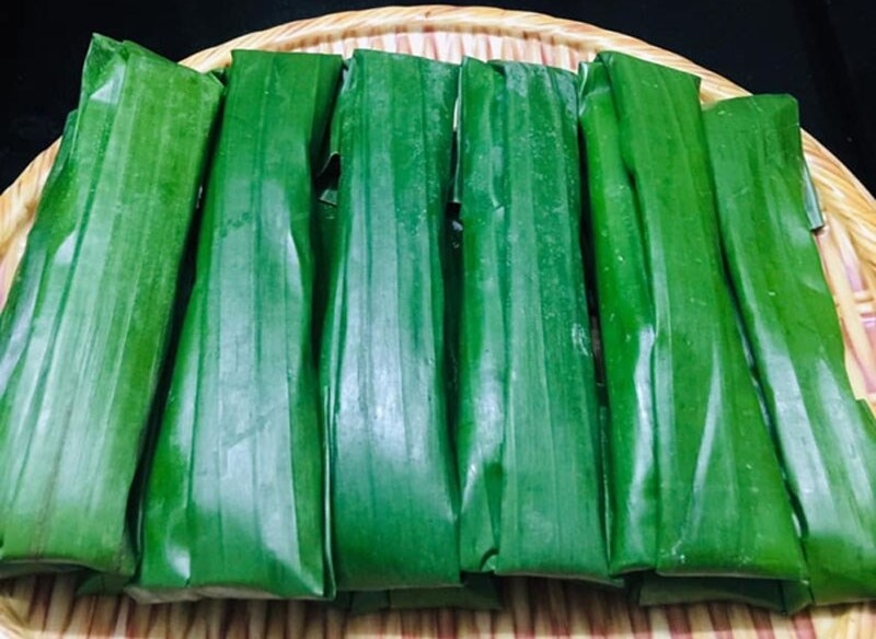 Những chiếc bánh tẻ được gói bài bản