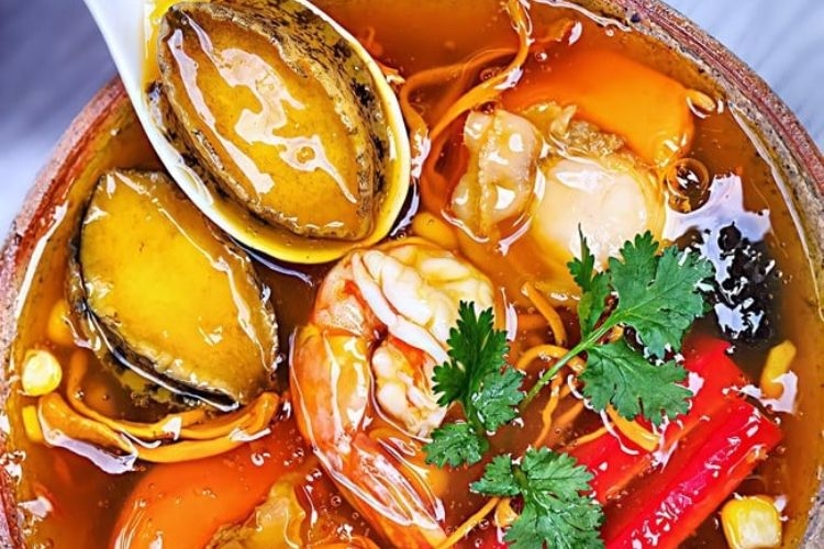 Súp bào ngư hải sản