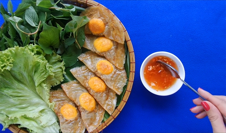 Chả giò trứng