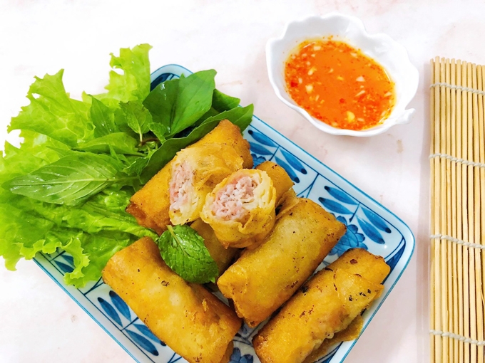 Chả giò khoai môn