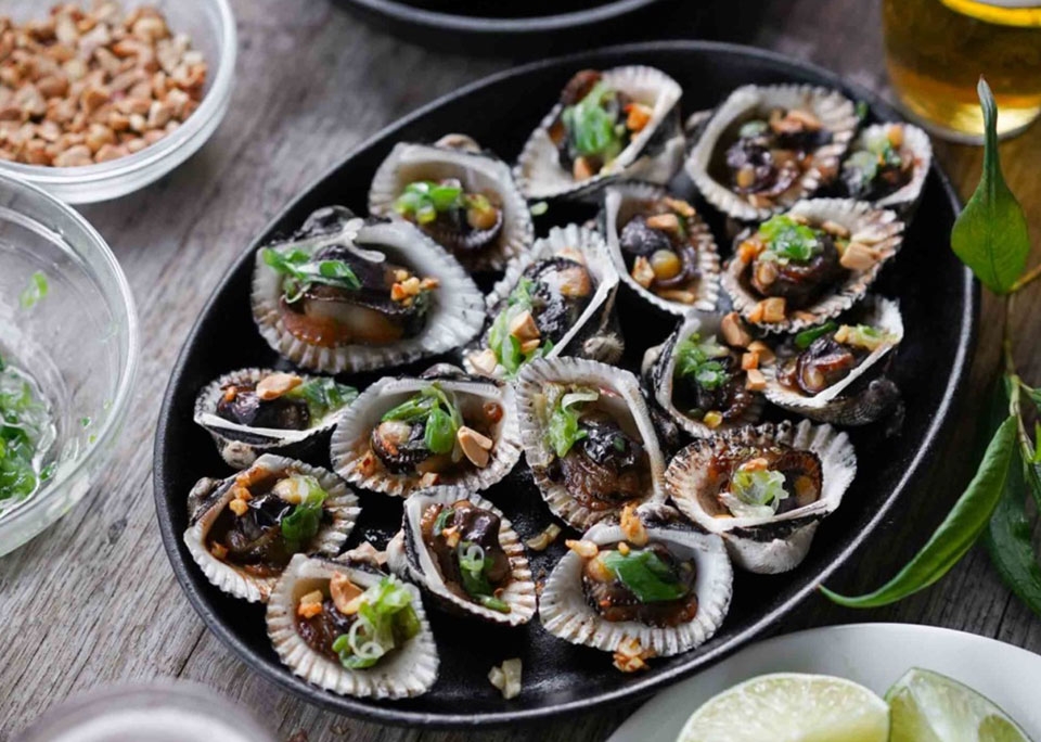 Ngao nướng mỡ hành