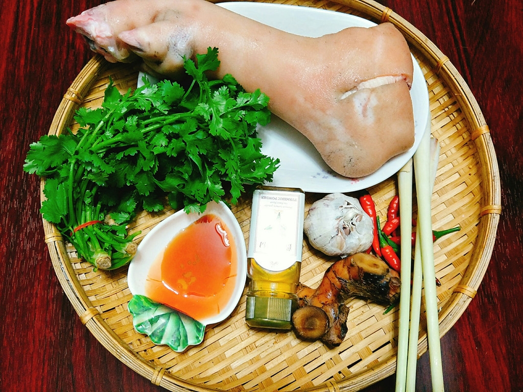 cách chế biến chân giò heo