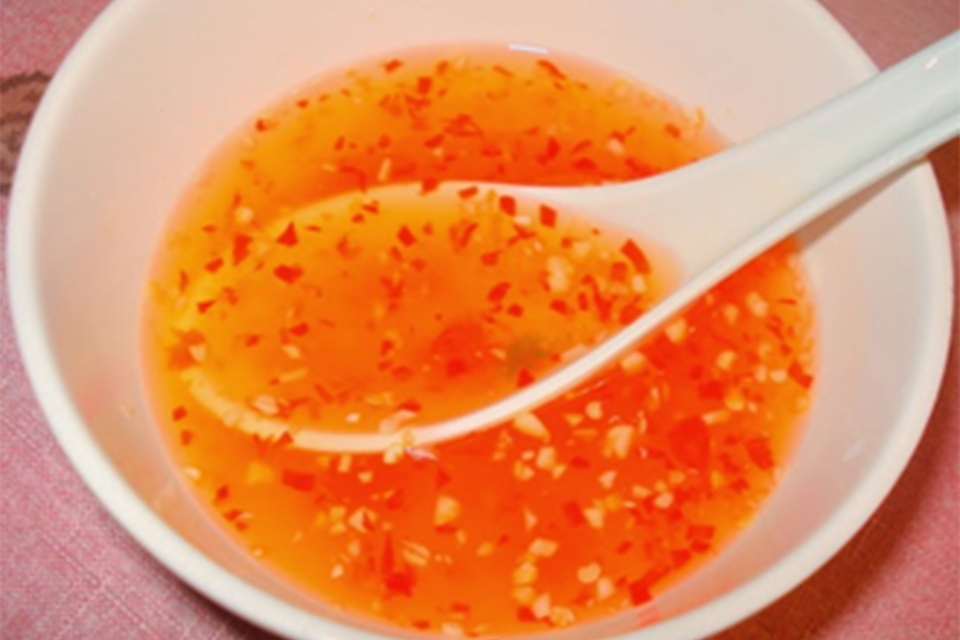 Sốt mắm chua ngọt để trộn gỏi