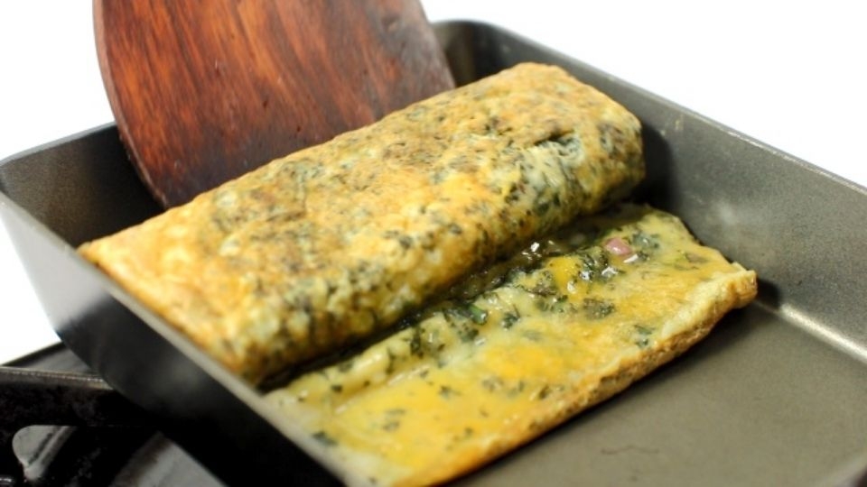 Lá mơ giòn nhẹ, hương vị độc đáo