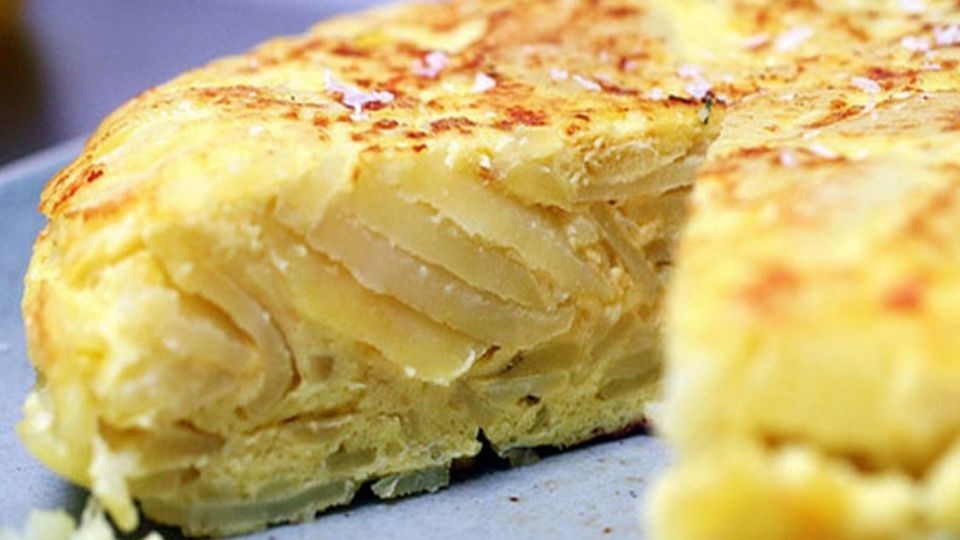 Trứng chiên hành tây giòn ngọt