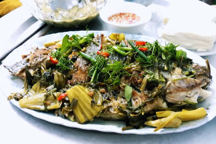 cá kho dưa ngon