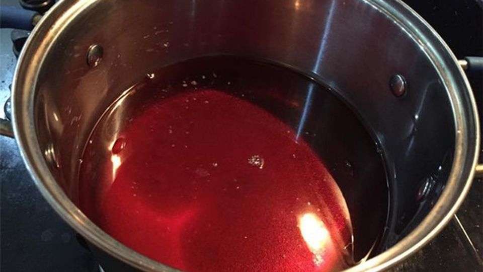 nấu nước mắm làm mắm đường