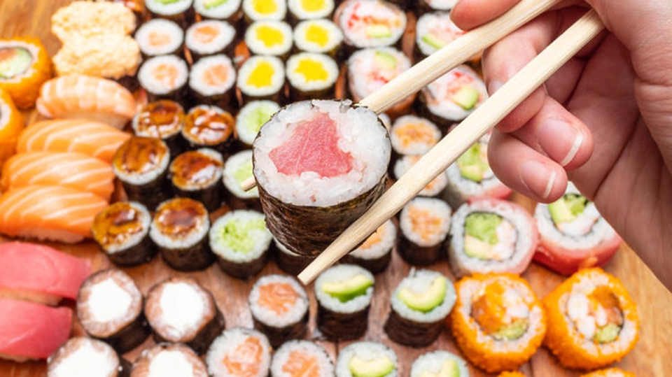 cách làm sushi (ảnh 1)