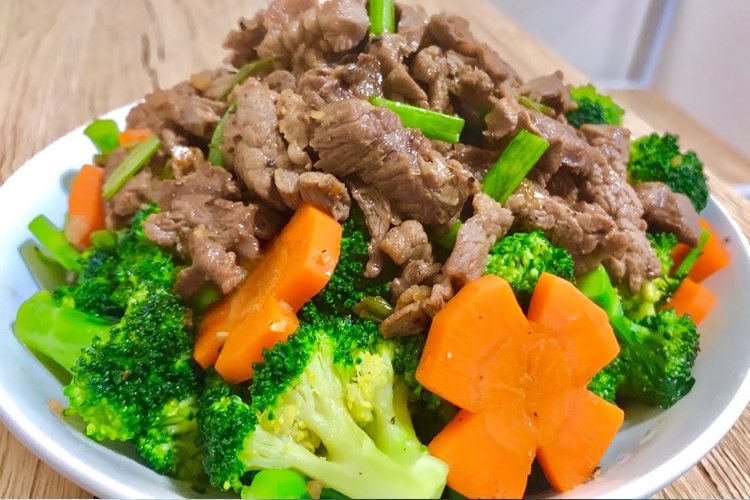 Bông cải xào thịt bò