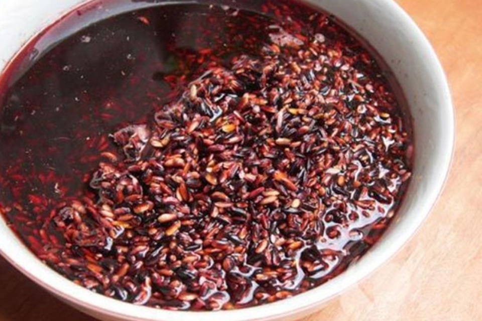 Sơ chế nếp cẩm