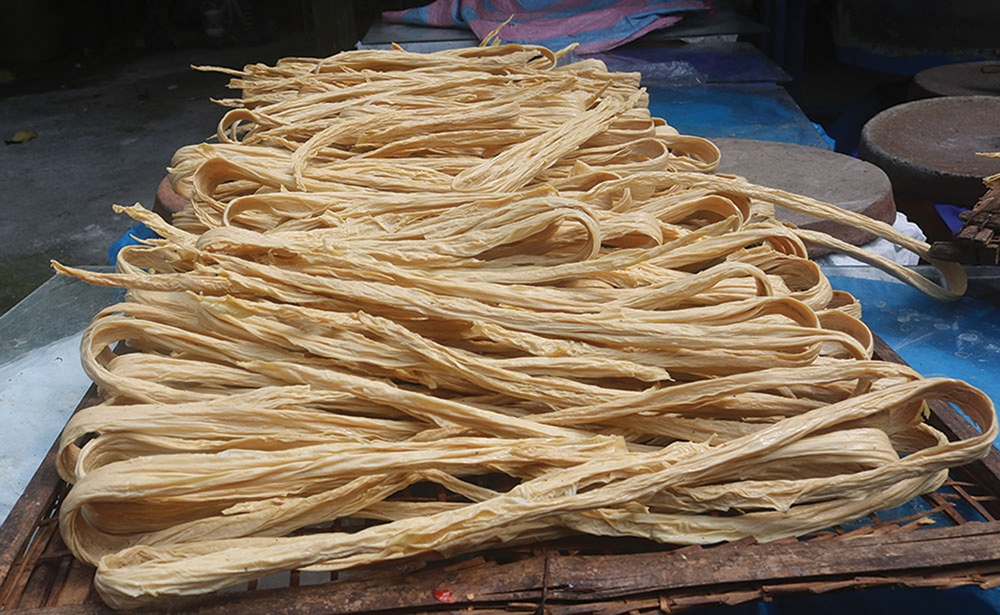 Hình dạng tàu hủ ky khô