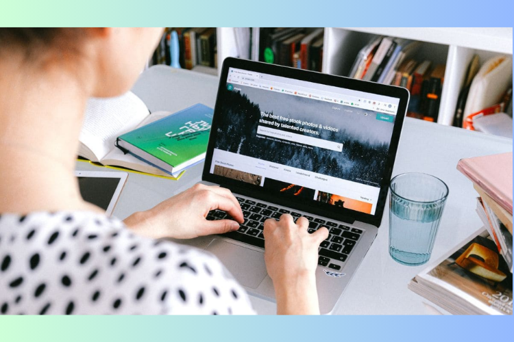 Trở thành Freelancer hoạt động trên Facebook để kiếm tiền