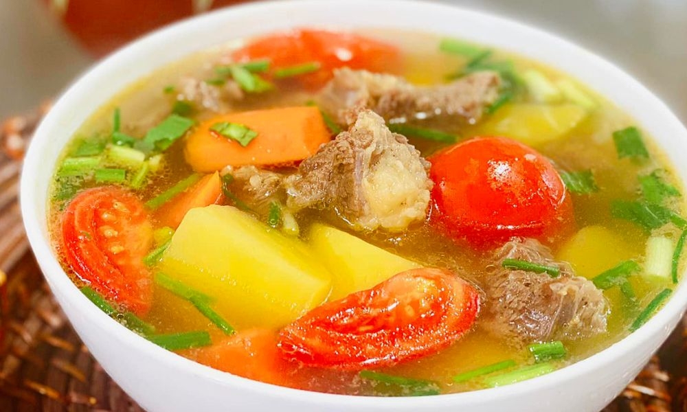 Canh thịt bò khoai tây bùi thơm