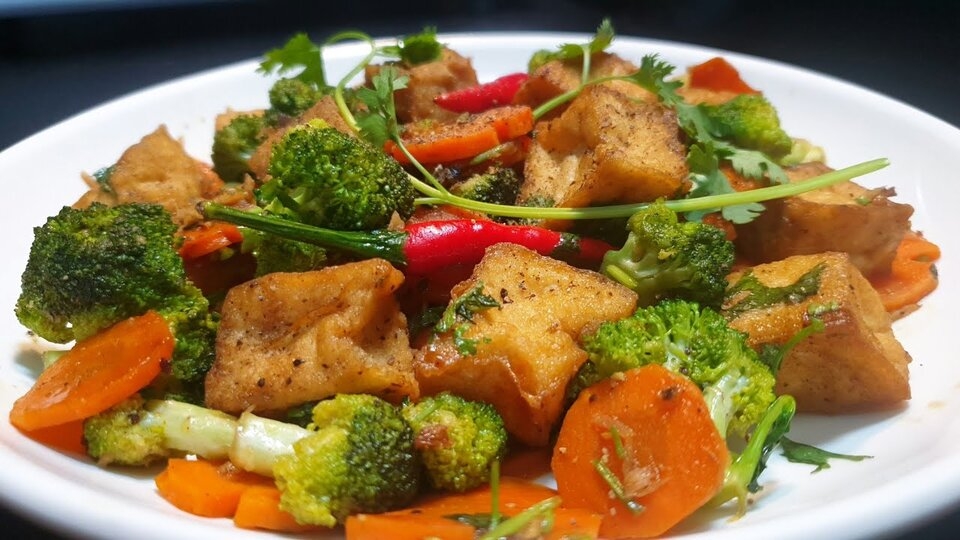 Đậu hủ xào rau củ