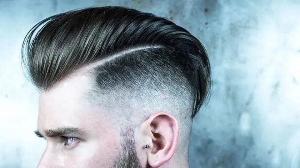 Kiểu tóc undercut vuốt ngược