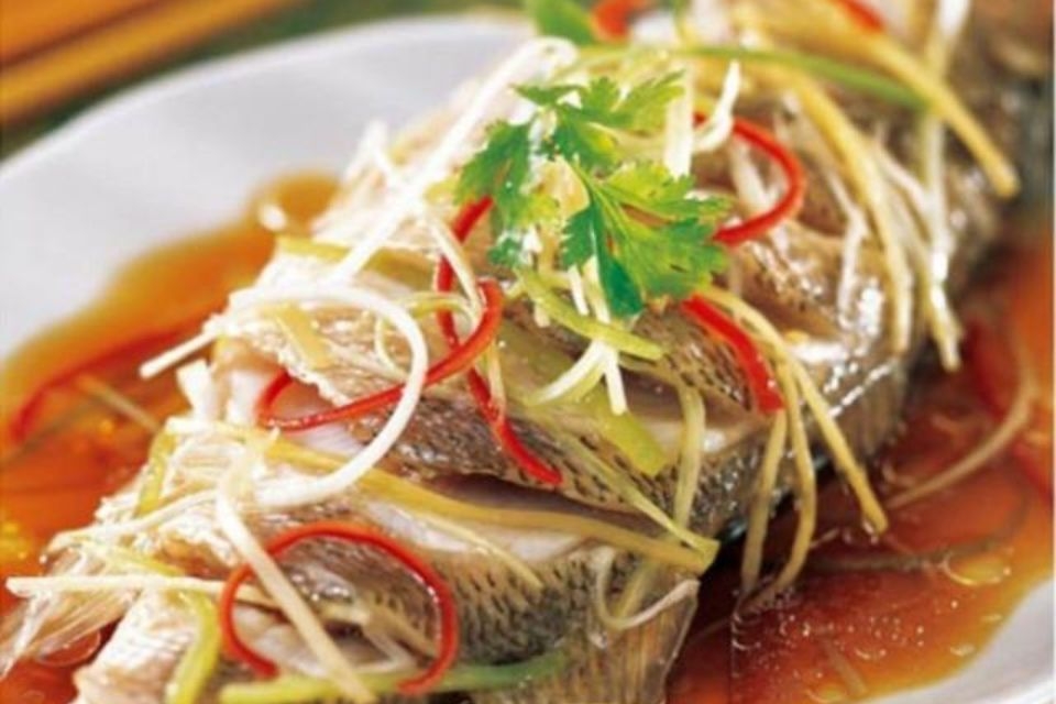 Cá hấp sả ớt
