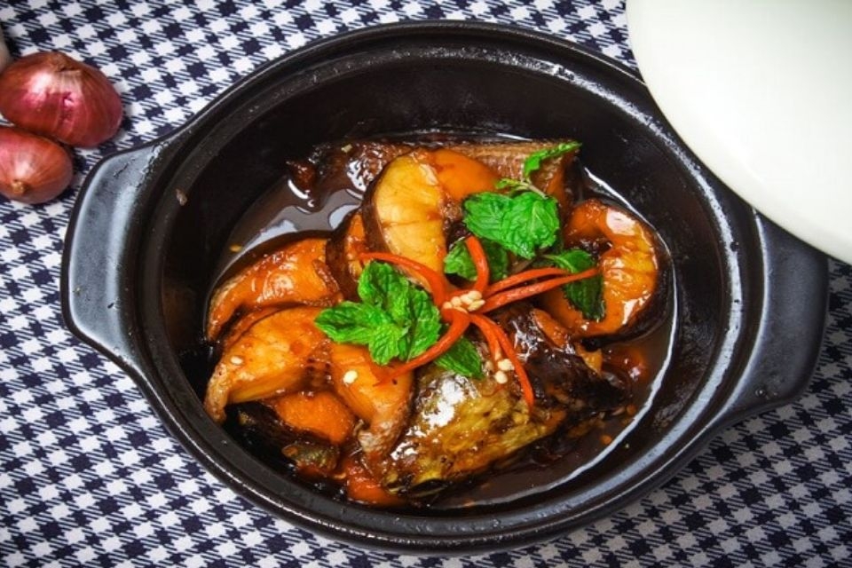 Cá kho tương