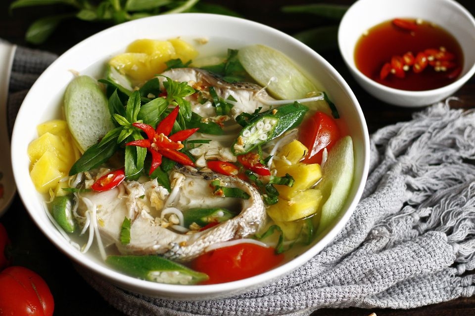 Canh chua cá lóc