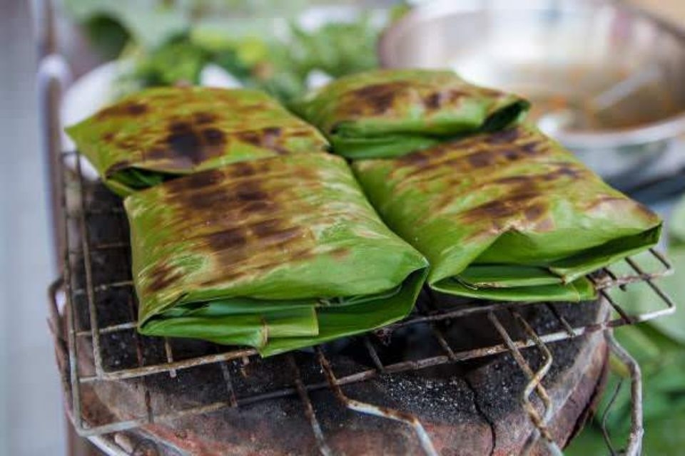 Cá nướng lá chuối
