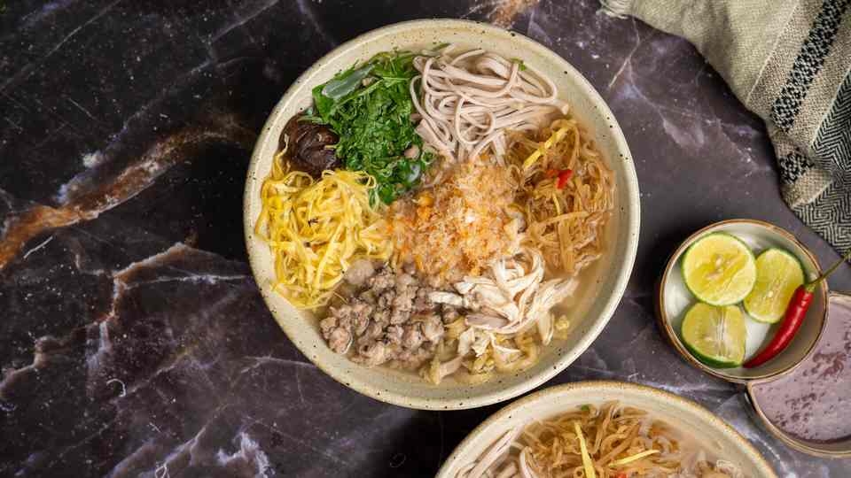 Cách nấu nước dùng bún thang tùy khẩu vị 