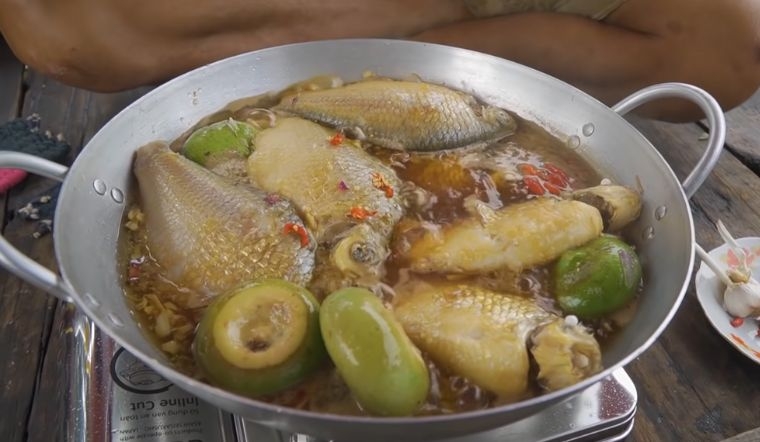 Cá kho trái bần, một đặc sản đầy hấp dẫn của người miền Tây