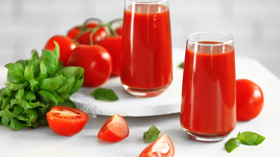 nước ép cà chua
