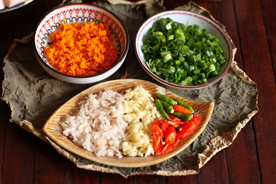 Cách nấu mì Quảng gà - Ảnh 02