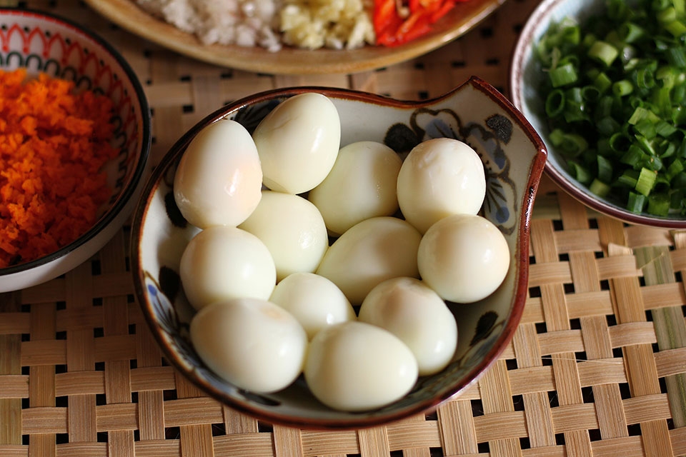 Cách nấu mì Quảng gà - Ảnh 03