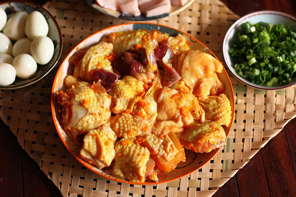 Cách nấu mì Quảng gà - Ảnh 04