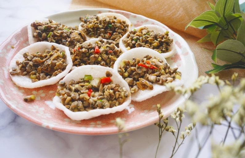 Hến xào sả ớt thơm nức, ngọt bùi