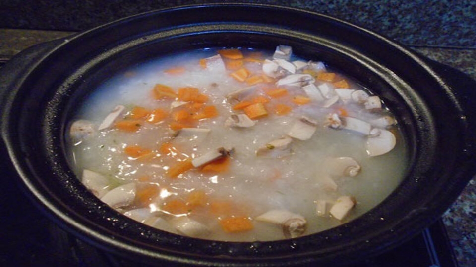 cháo thịt bò nấm mỡ