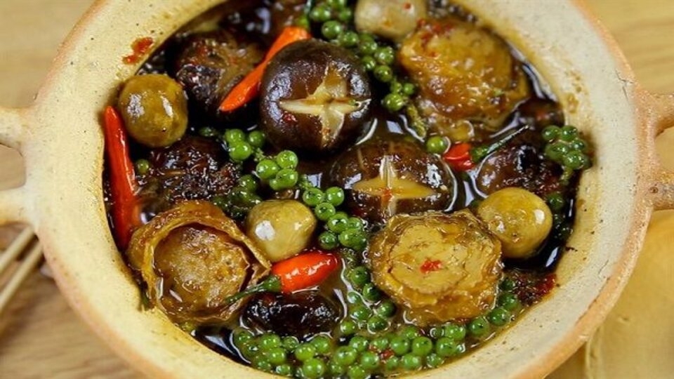 Nấm mỡ kho tiêu