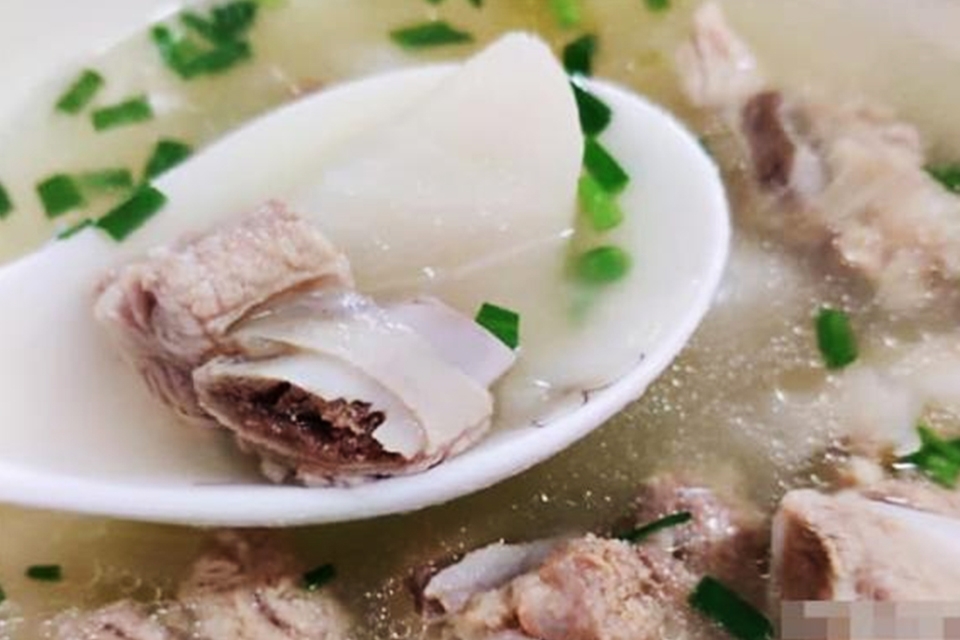 Canh su hào sườn heo