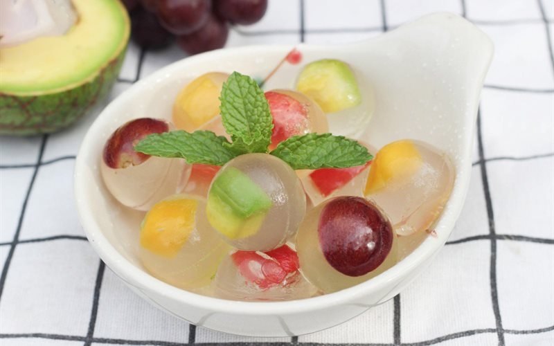 Làm thạch rau câu hoa quả