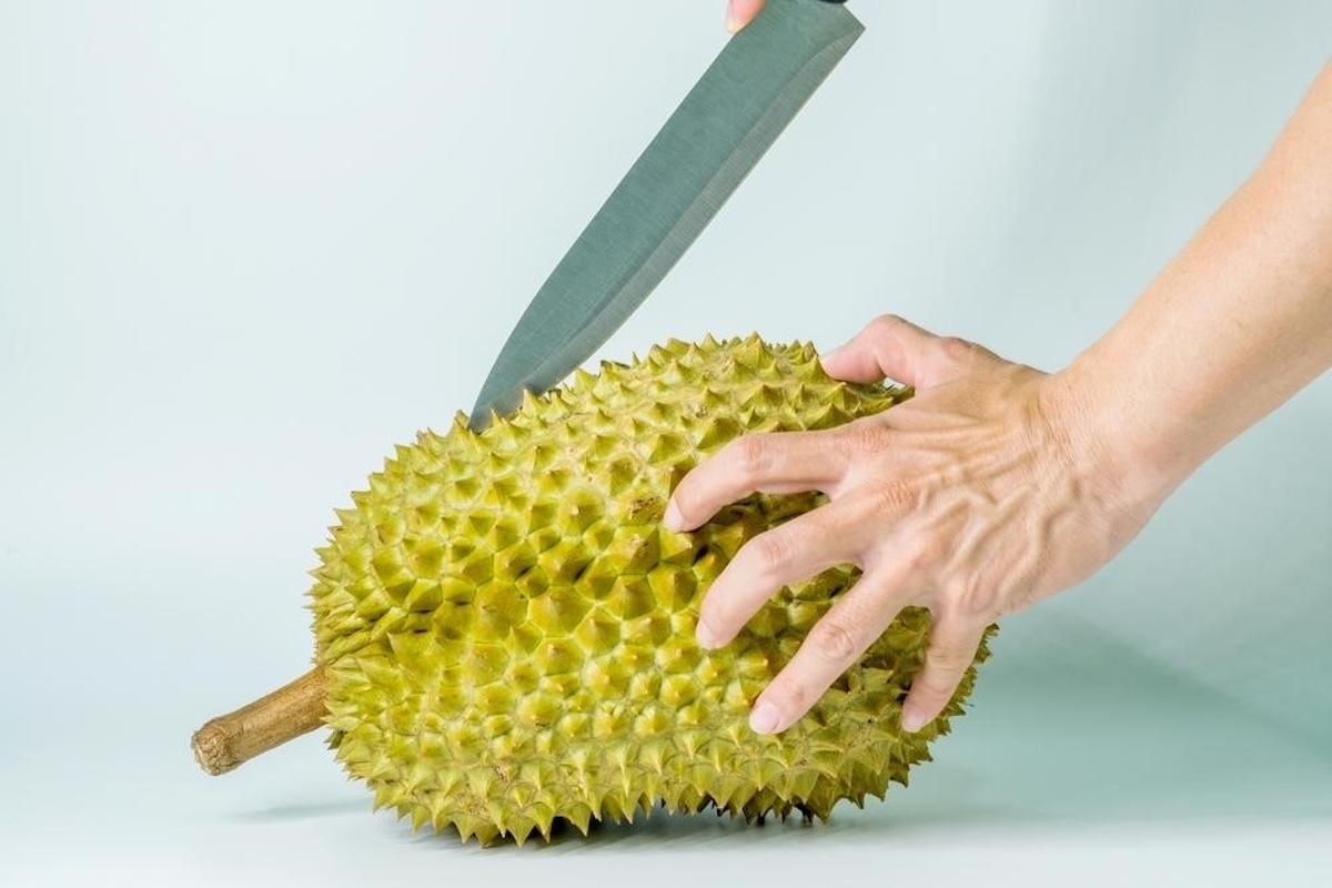 cách bổ sầu riêng - hình 2