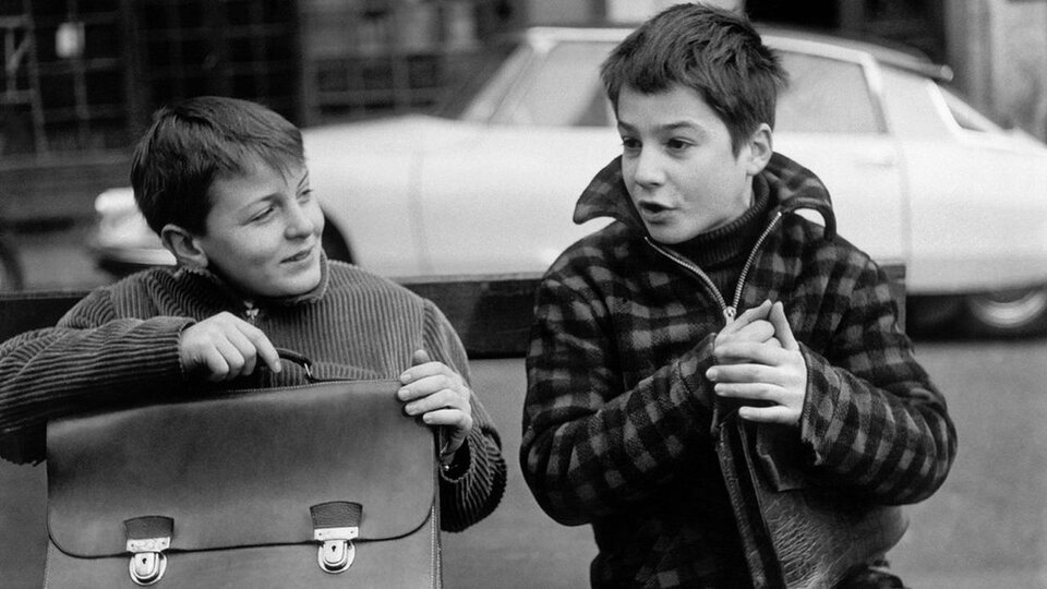 Vị Thành Niên (400 Cú Đấm)