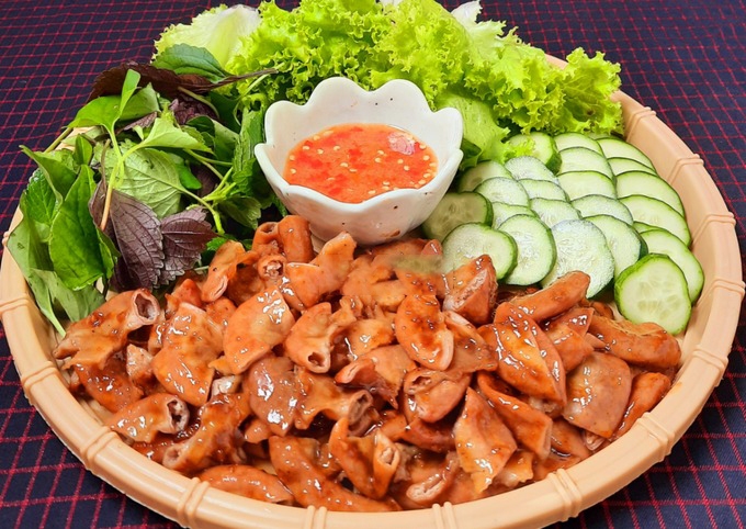 Nấu lòng heo khìa nước dừa thơm béo, đậm vị và siêu ngon tại nhà 7