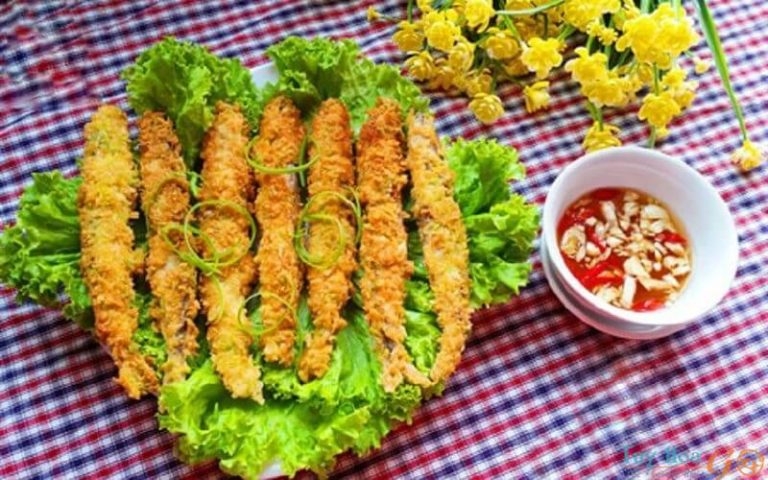 Trứng cá ngừ chiên