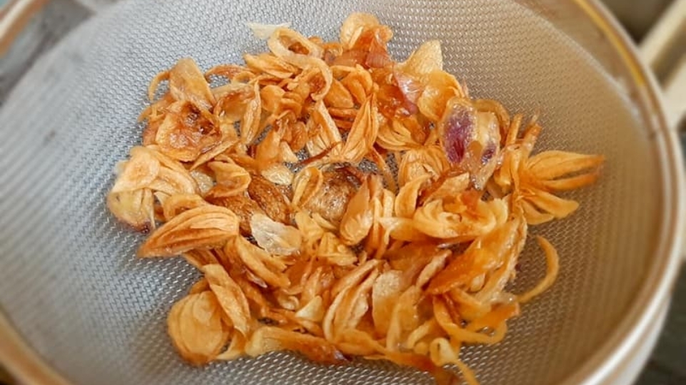 cách làm hành phi