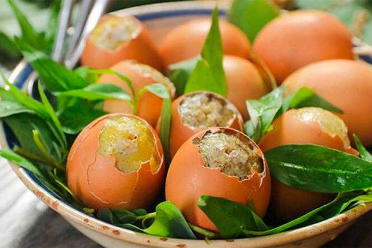 Cách làm trứng gà nướng ngon ngất ngây cực đơn giản tại nhà, không bị trào, vỡ