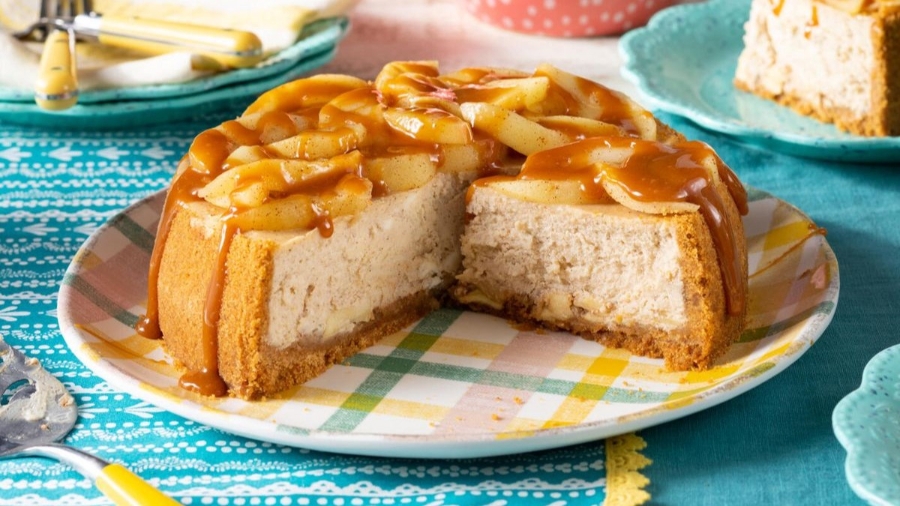 Bánh cheesecake táo