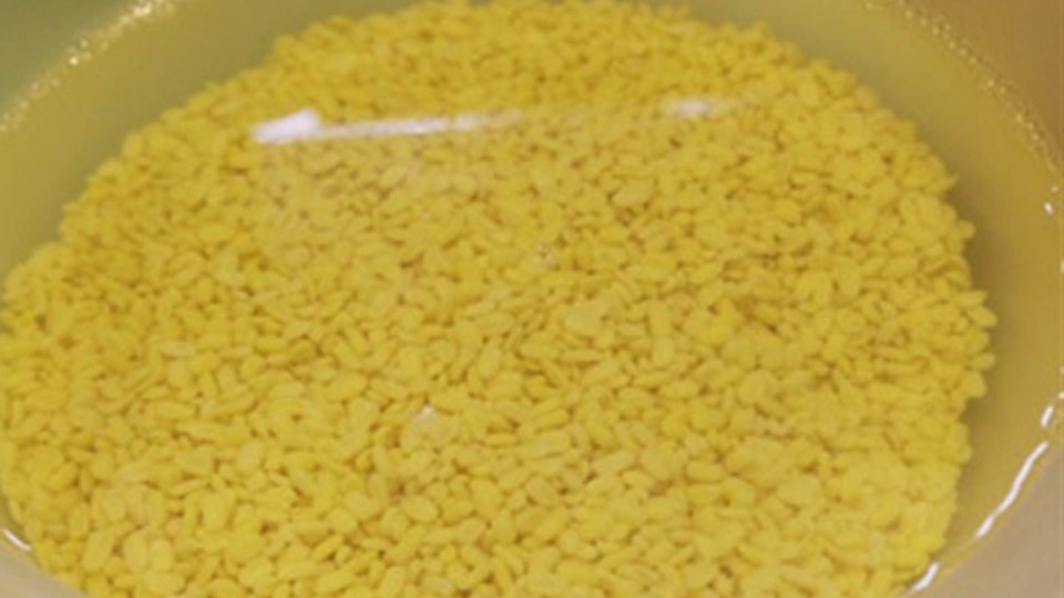 nấu đậu xanh để làm bánh cam