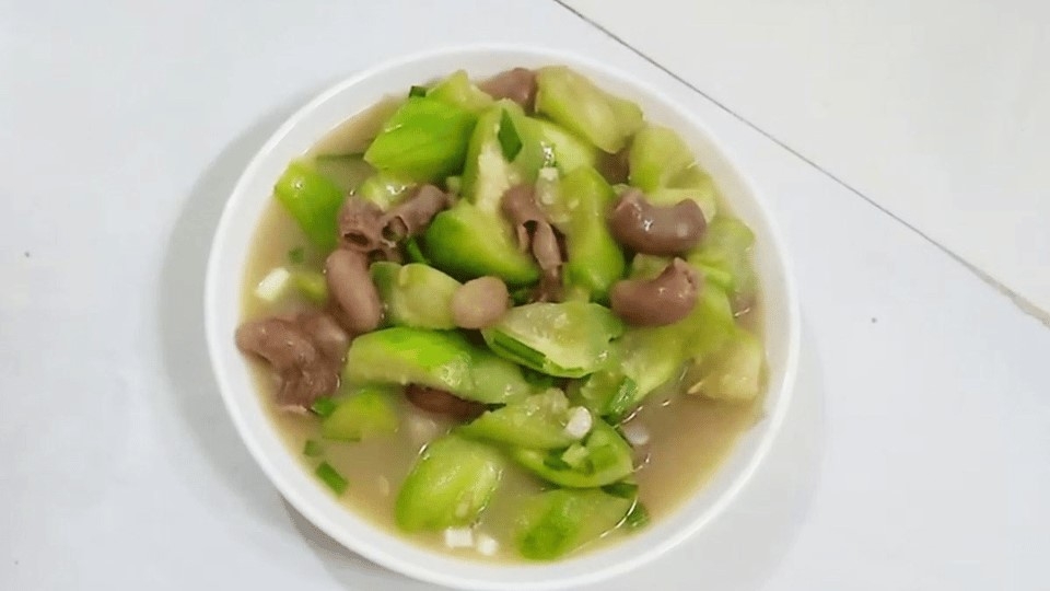 bao tử cá basa xào mướp
