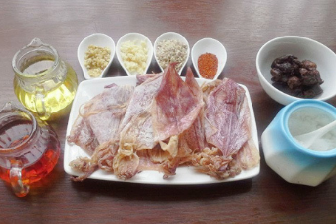 Nguyên liệu làm khô mực rim me